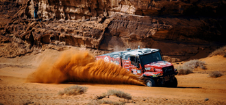 InstaForex loprais team photo